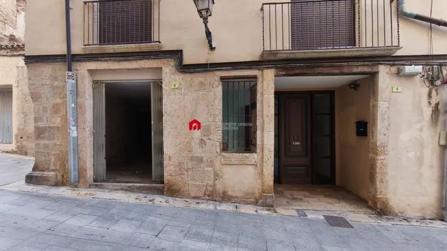 En venta local comercial en el centro de Tortosa. — 32