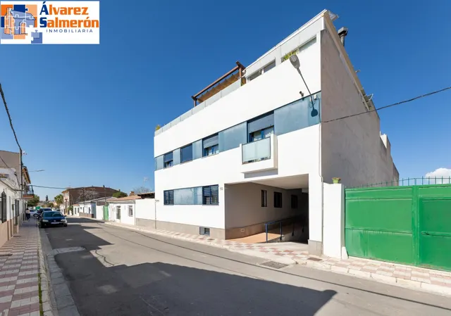 PISO ÁTICO DUPLEX EL CHAPARRAL (ALBOLOTE) — 30