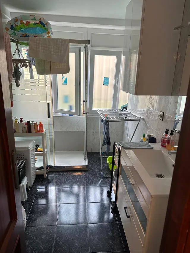 Piso Reformado en Avilés - La Magdalena: ¡Tu Nuevo Hogar Espera por Ti!       Cómpralo por 495€ / mes — 6