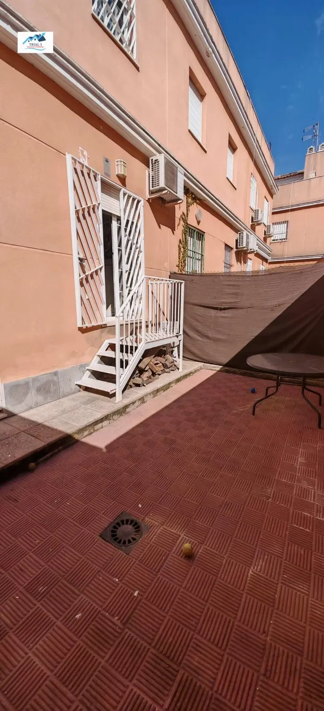 Venta adosado en Montequinto (Dos Hermanas) — 39