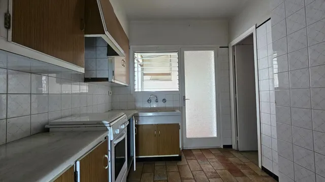 PISO EN SARRIÀ DE DALT — 16