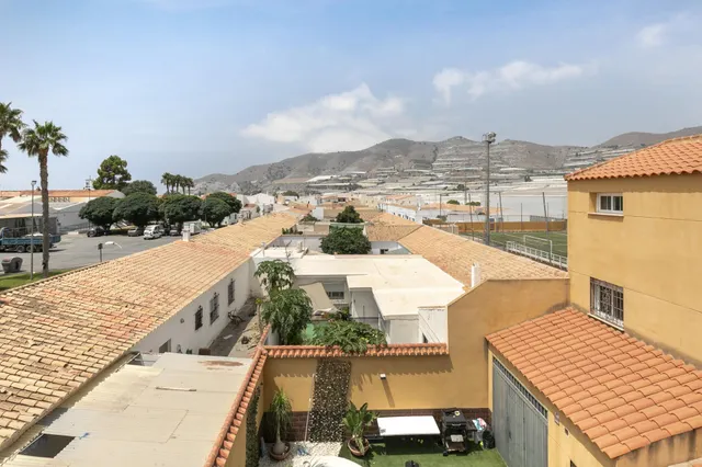 Espectacular casa con piscina a 15 minutos de la playa — 32