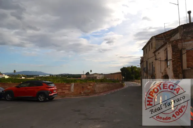 “Oportunidad: local de 56 m2 en pleno Raval de Crist" — 16