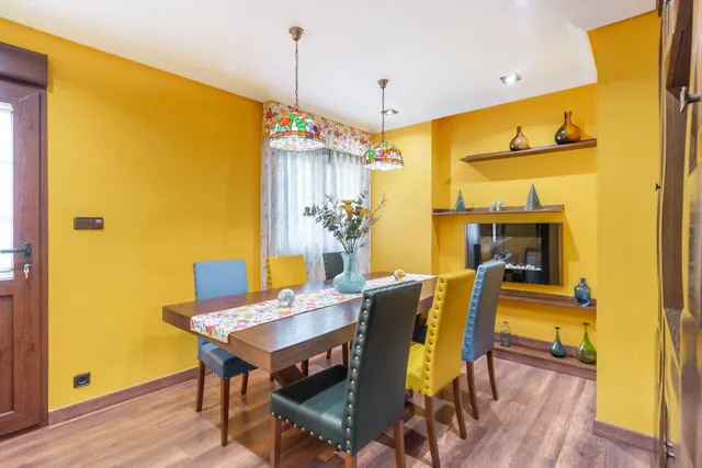 Casas, nave y fincas en venta en Caborana (aller) — 15