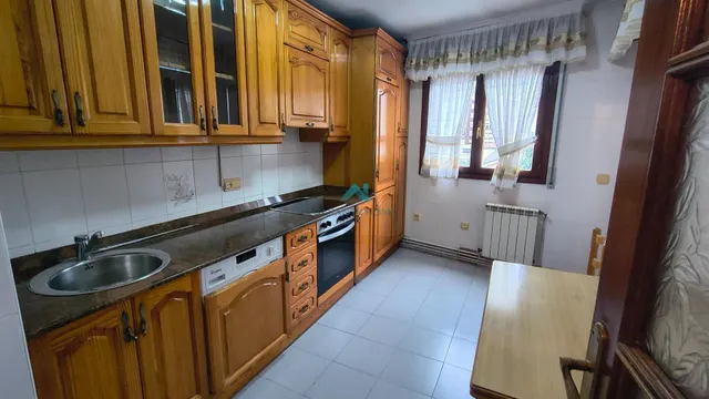 Se vende piso en Los Corrales de Buelna — 16
