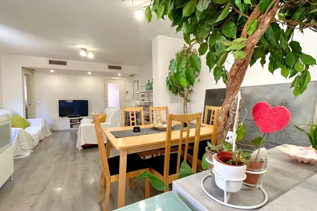 Amplia vivienda con terraza-solárium y vistas a Odiseo - foto 5