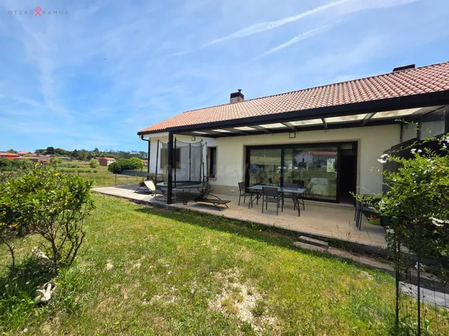 CHALET INDEPENDIENTE EN VENTA EN BASTAVALIÑOS, BRIÓN - foto 5