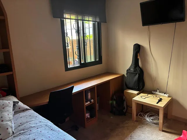 Piso junto a maría la judia, con garaje, trastero y piscina — 16