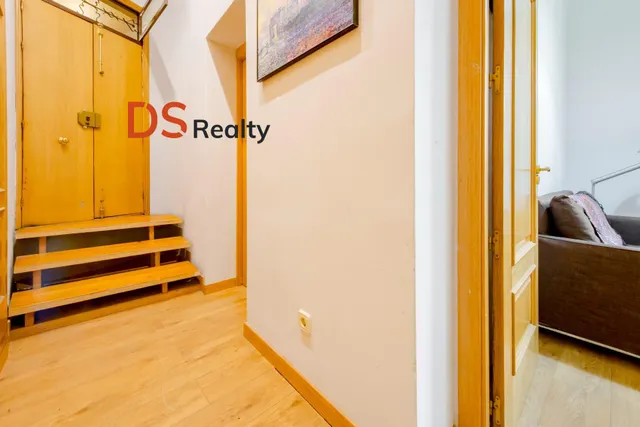 EXCLUSIVA VIVIENDA EXTERIOR Y MUY LUMINOSA CON DOS ESPACIOS INDEPENDIENTES A 30 METROS DE PLAZA DE ESPAÑA — 14
