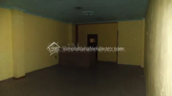 Local comercial 120m² en alquiler - Centro