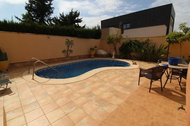 Magnifico chalet con piscina propia, un oasis para sus dias de descanso o si lo desea para vivir todo el año — 35