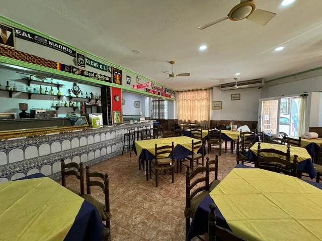 Local comercial 118m² en venta - Estacion de autobuses — 7