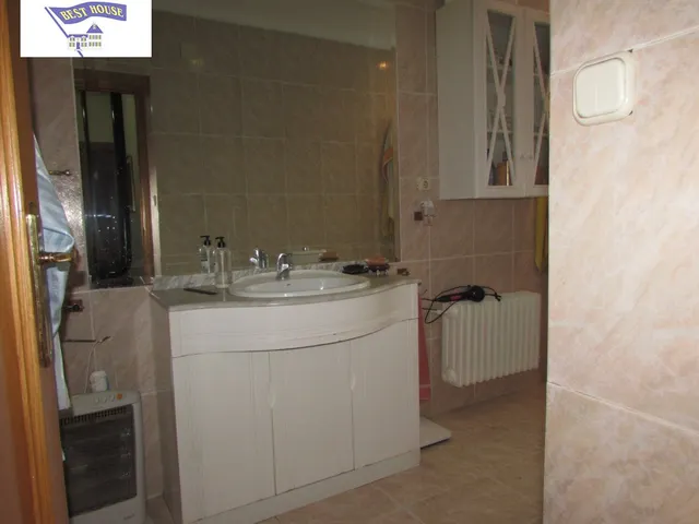 CHALET CON 2000 M2 DE PARCELA — 8