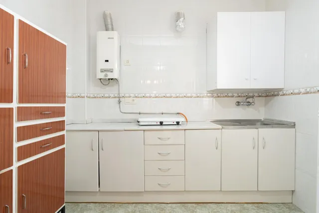 Venta de propiedad en el tranquilo pueblo de Molvizar - foto 5