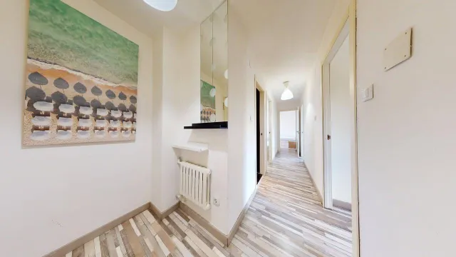Piso de 62m2 útiles con PLAZA DE GARAJE!!! Distribuido en tres dormitorios, salón, cocina y baño — 19