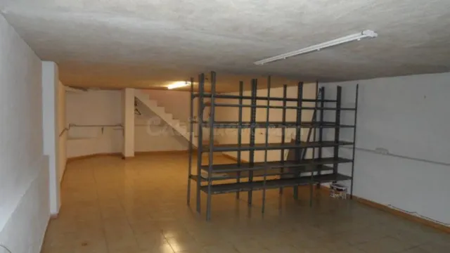 Local comercial 100m² en venta - Levante — 3
