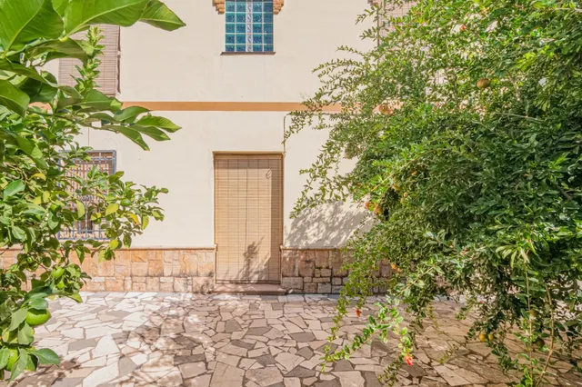 Gran casa de pueblo con terreno, en Ambroz (1260 m2 de parcela) — 47