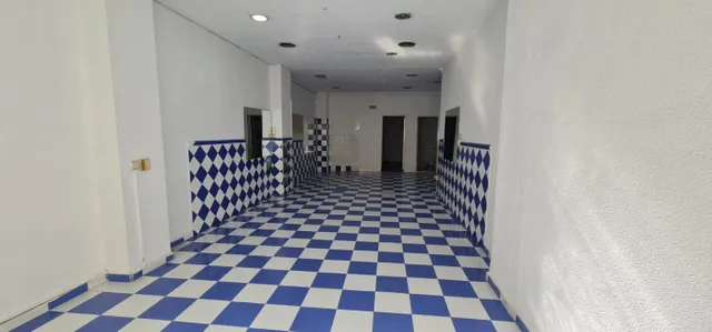 ++Local comercial en Molina de Segura++ 93 m. — 2