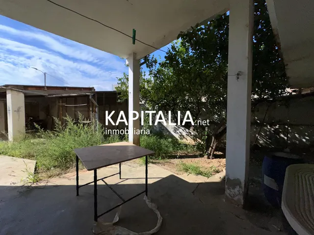 Casa en VENTA en Canals, barrio de La Torreta, con garaje privado, patio y gran potencial — 13