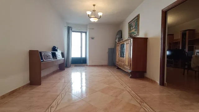 CASA EN VENTA EN MORALES DEL VINO (ZAMORA), 5 DORMITORIOS, BAÑO, BUHARDILLA, BODEGA, JARDÍN, GARAJE... — 11