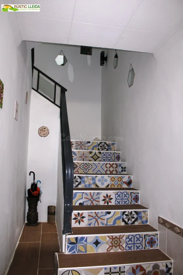 Una casa con acceso desde dos calles y un sinfín de posibili - foto 4