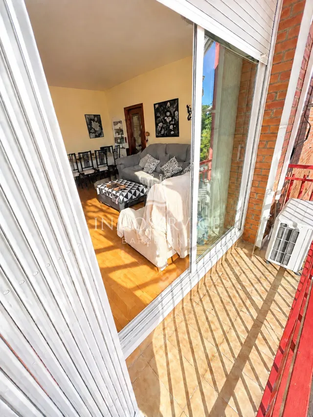 Piso en Venta en Horta - foto 4