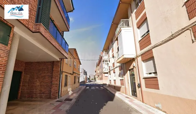 Venta piso en Valverde de la Virgen (León) - foto 2