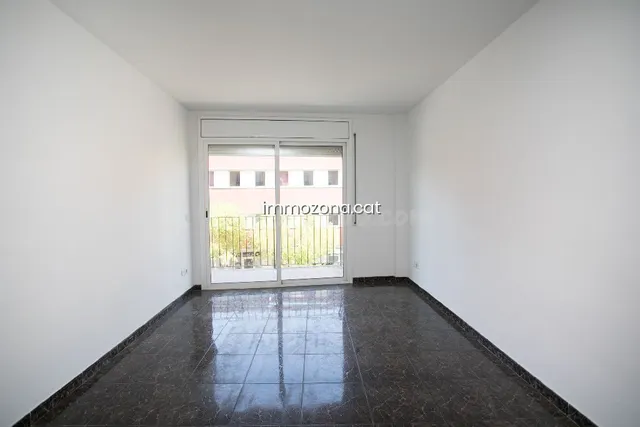 PISO OCUPADO, 78 M2, 3 habitaciones, EN C/ MESTRE SAGRERA, P - foto 2