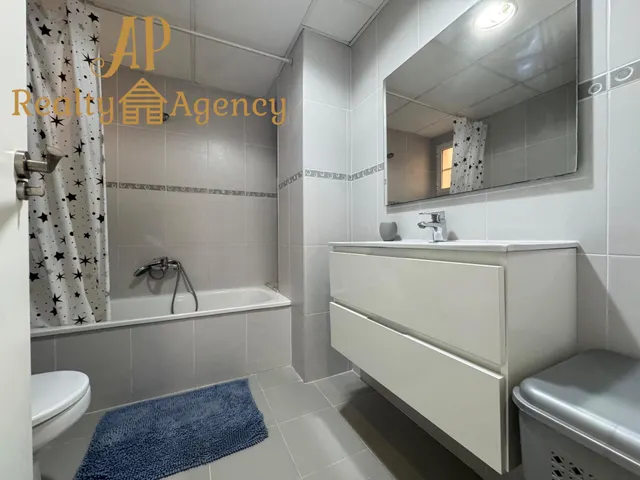 ALQUILER TEMPORAL de  fantástica vivienda situada en Benetússer, de 3 habitaciones, 2 baños, y garaje. — 32