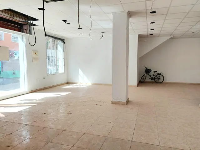 Local Comercial en Beniajan, Avenida Fabian Escribano — 4
