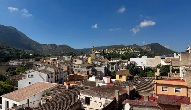 Casa de Pueblo 6 habitaciones 255m² en venta - Comunidad valenciana — 41