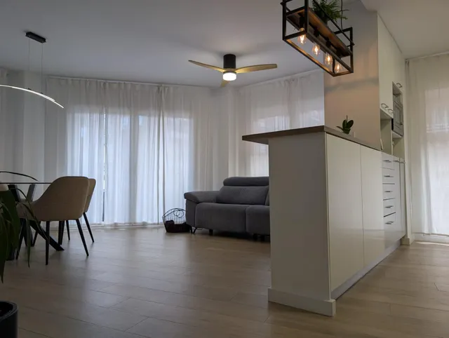 Exclusivo Piso con Gran Terraza Privada en Situación Inmejorable Tortosa — 6