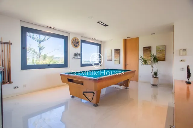 Exclusiva casa en venta con espectaculares vistas al mar y gran privacidad — 29