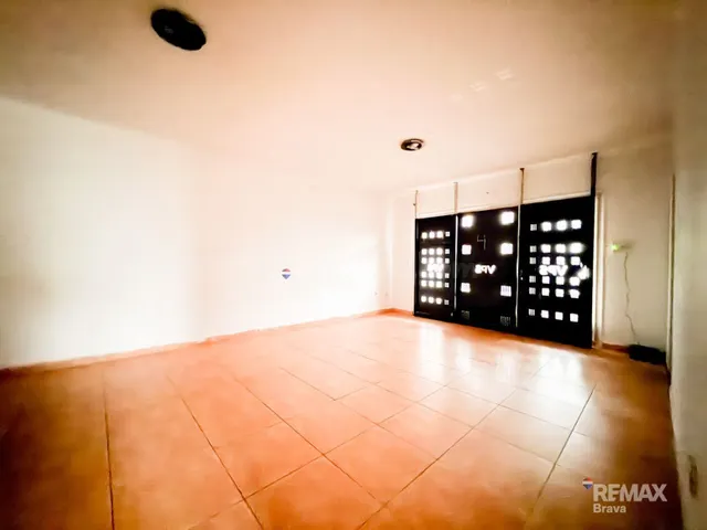 Empuriabrava, Puigmal | Apartamento para reformar con amplia