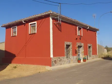 SE VENDE CASA REFORMADA EN VALDESAZ DE LOS OTEROS, REFORMADA