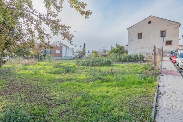 Oportunidad en venta de solar urbano en Peligros — 6