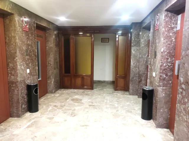 TRASTERO CON FÁCIL ACCESO — 7