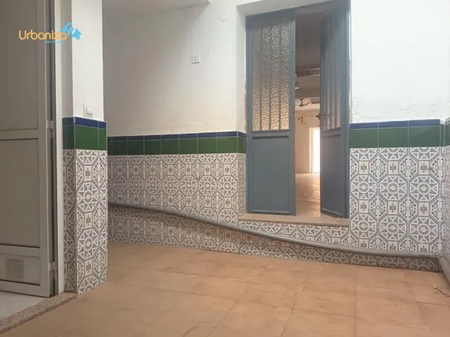 SE VENDE CASA ACONDICIONADA COMO TIENDA. — 6