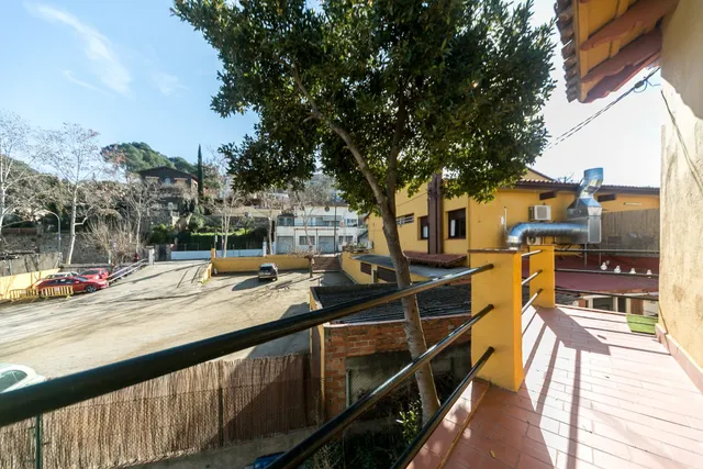 Restaurante con casa en preciosa ubicación de Cerdanyola — 39
