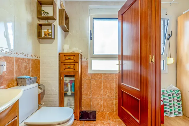 Amplia vivienda familiar en venta en tomás morales — 35