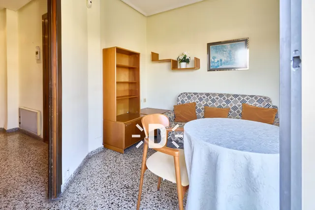 SE ALQUILA VIVIENDA EN VALENCIA — 6