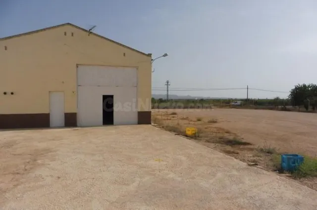 Se Vende Nave industrial en Venta en Ctra. RM-602 (Cuevas de