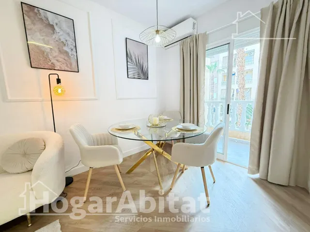 MODERNO, ACOGEDOR Y EXTERIOR EN RESIDENCIAL CON PISCINA Y BALCÓN — 12