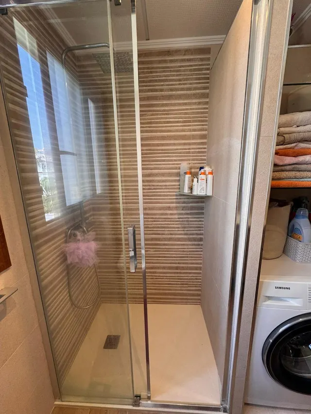 Apartamento con piscina comunitaria, Alicante, Torrevieja. 2 habitaciones, 80 m2, 500 metros del mar — 20