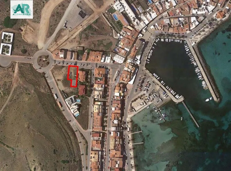 Parcela con muy buen precio en relación a la zona