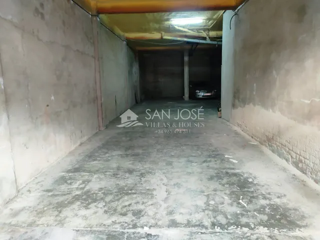 SE ALQUILA LOCAL GRANDE EN ASPE EN BUENA ZONA - foto 4