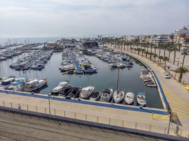 Villa 5 habitaciones 256m² en venta - LA PUNTICA — 45