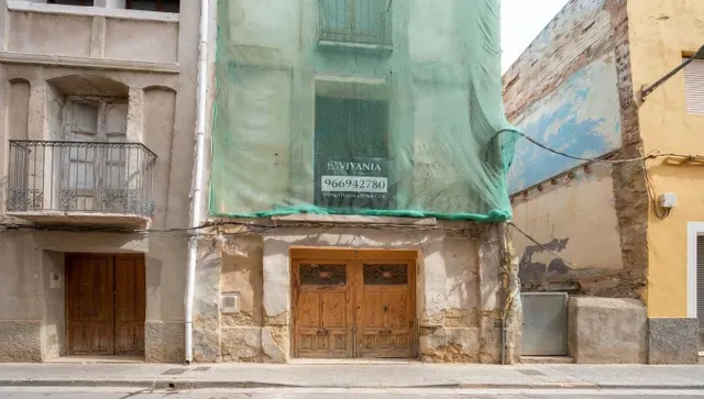 OPORTUNIDAD DE INVERSIÓN EN L’ ALCORA – CASA PARA REFORMAR C