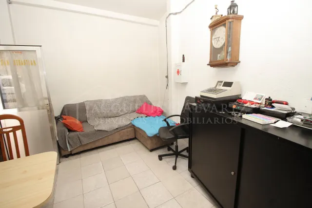 LOCAL COMERCIAL DE 317 M2 EN PARLA – EXCELENTE OPORTUNIDAD D - foto 4