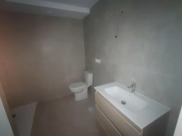 ALQUILER TEMPORAL PISO REFORMA INTEGRAL EN OTURA — 13